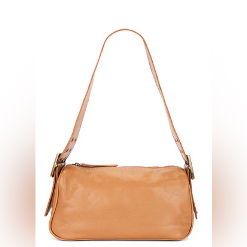 FREE PEOPLE Arm Candy Leather Shoulder Bag in Gold Coast $98 EXCELLENT - Picture 2 of 7